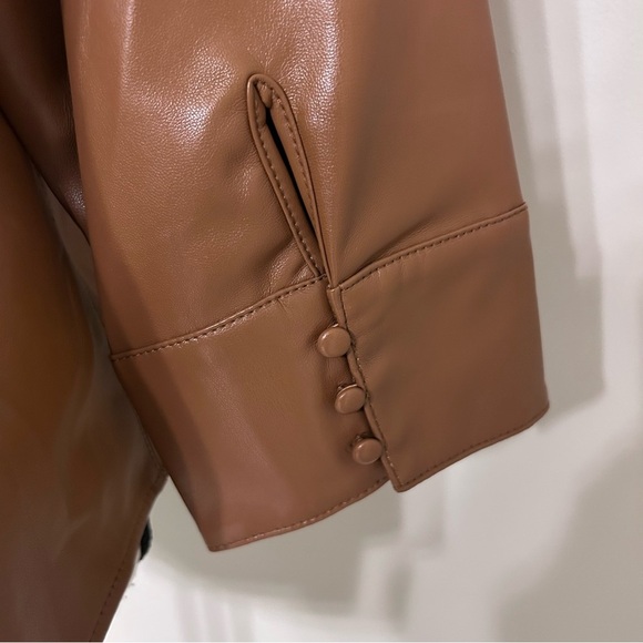 Tahari Camel Faux Leather Shirt SZ XL - Picture 3 of 5